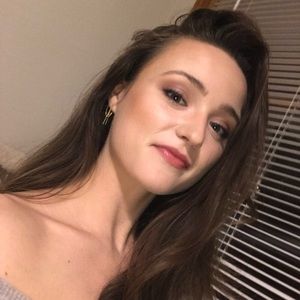 Meet your Posher, Raine